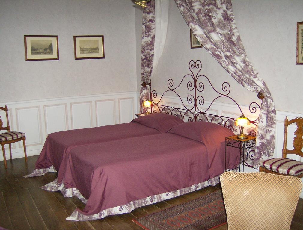 Le Chateau De Prauthoy Quarto foto