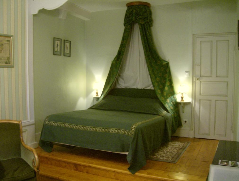 Le Chateau De Prauthoy Quarto foto
